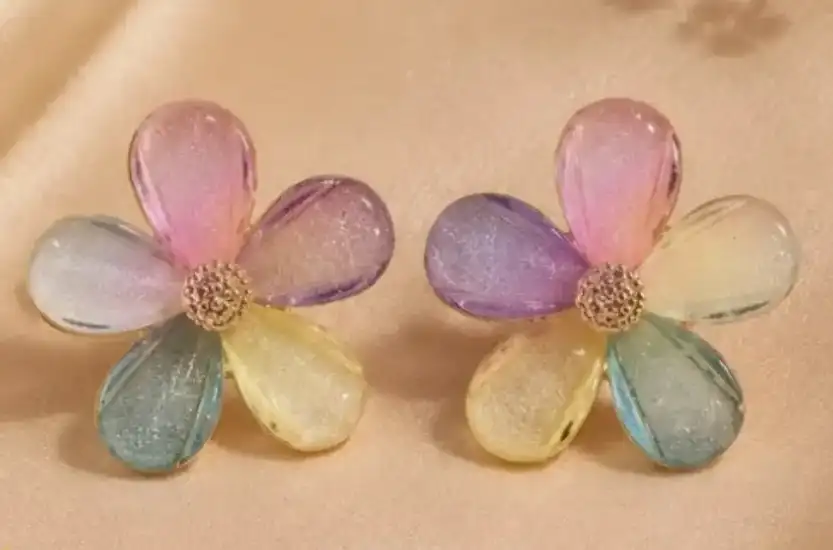🌸 Pastel Rainbow Bloom Earrings 